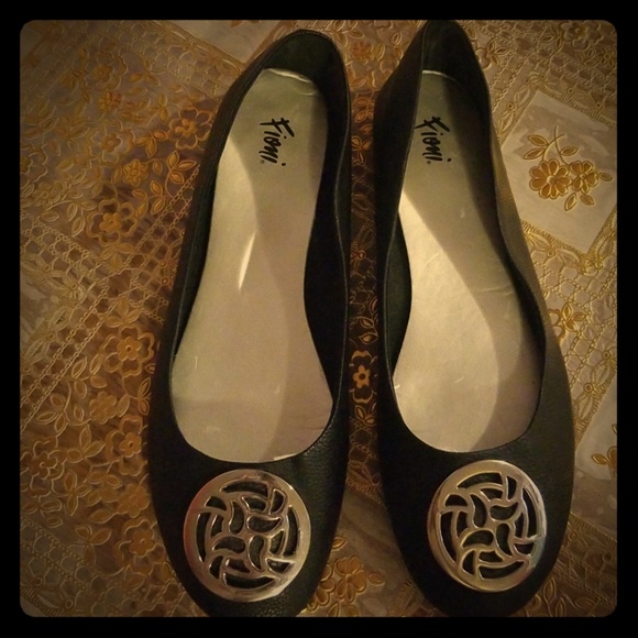 womens shoes flats black